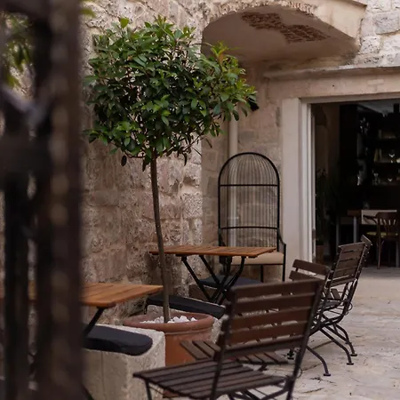 Puteus Palace Heritage Hotel