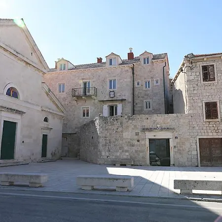 Puteus Palace Heritage Hotel 5*
