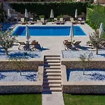 Puteus Palace Heritage 5* Pucisca