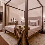 Puteus Palace Heritage Hotel 5*