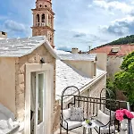 Puteus Palace Heritage 5* Pucisca