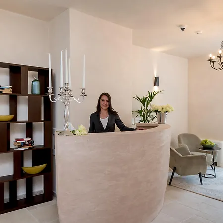Otel Puteus Palace Heritage 5*