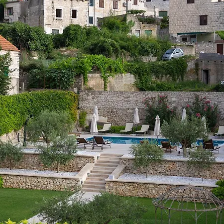 Puteus Palace Heritage Hotel