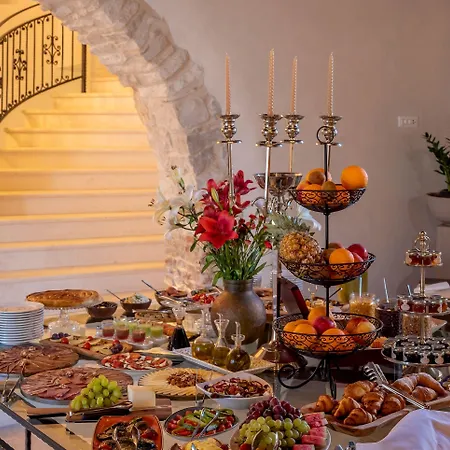Puteus Palace Heritage Hotel 5*