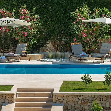 Puteus Palace Heritage 5* Pucisca