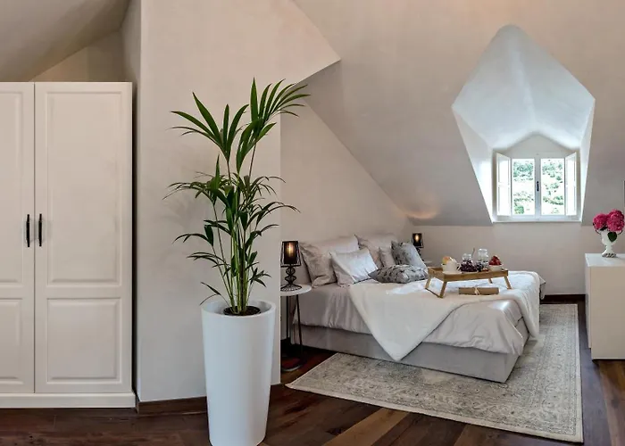 Puteus Palace Heritage Hotel 5*